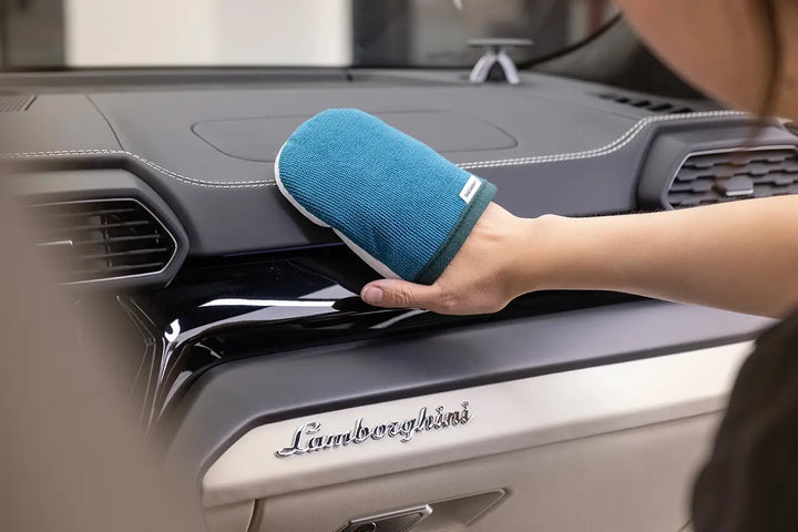 BOLA SOLUTION Dual Magic Scrub Mitt - CARZILLA.CA