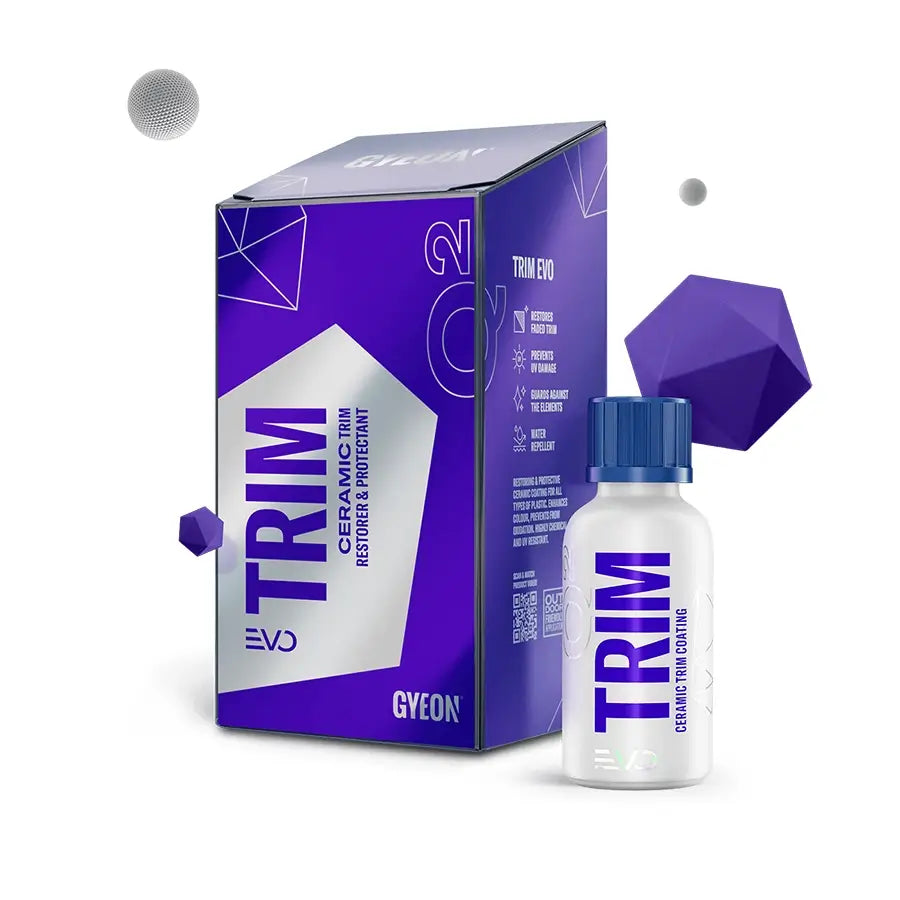 GYEON Q² Trim EVO Permanent Trim Restorer GYEON Q² Trim EVO Permanent Trim Restorer