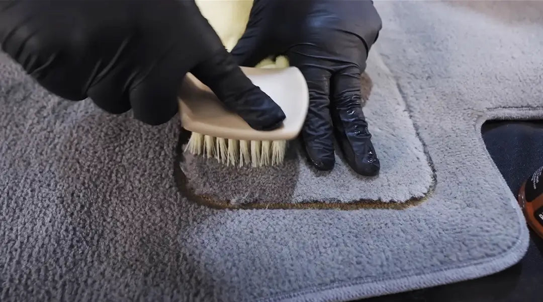 P&S carpet bomber tackles stubborn carpet stains