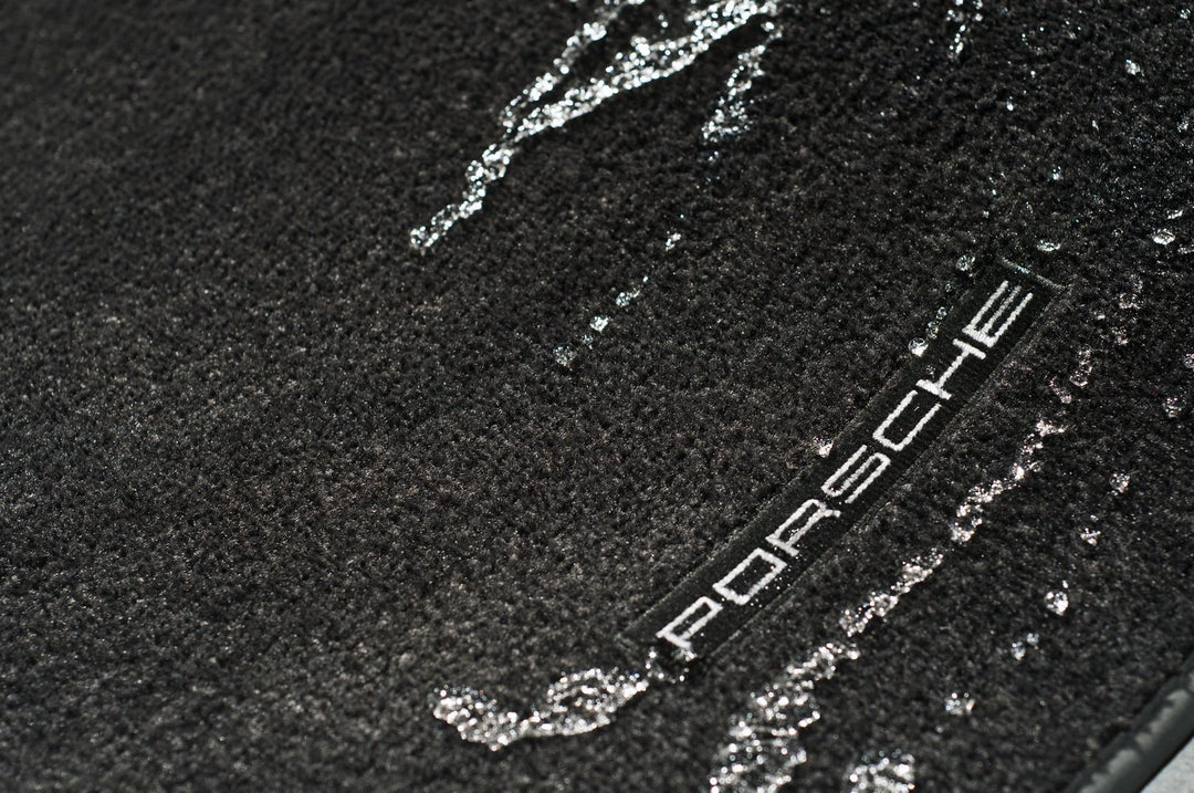 GYEON Q² Fabric Coat 400ml - CARZILLA.CA