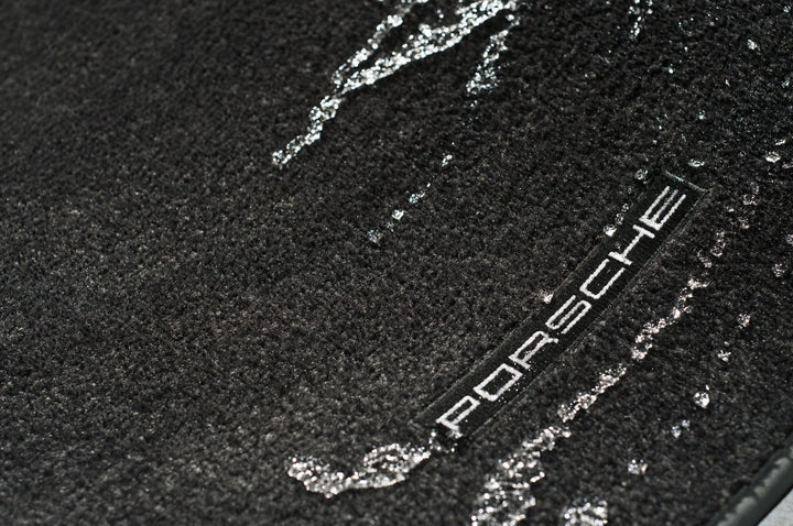 GYEON Q² Fabric Coat 400ml - CARZILLA.CA