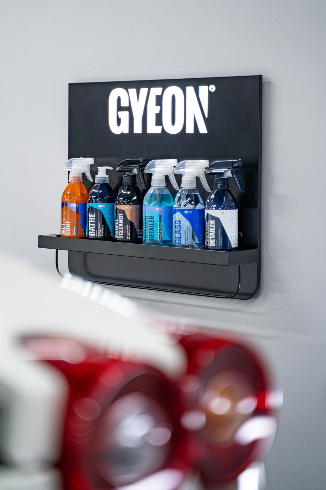 GYEON LED Detail Rack
