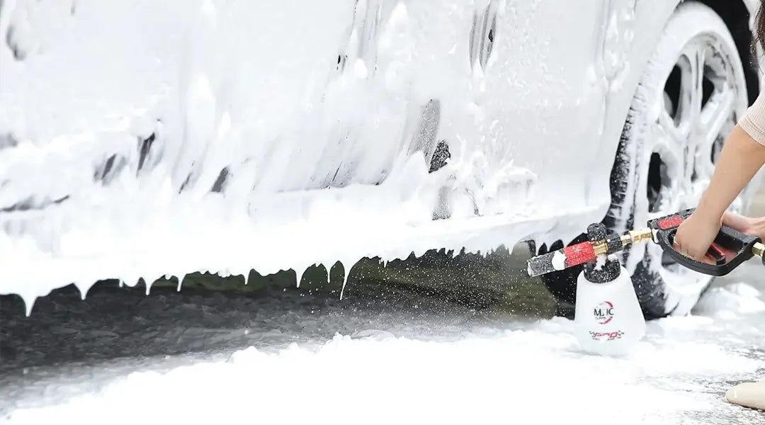 carpro lift snow foam with MJJC foam cannon produces insance amounts of suds