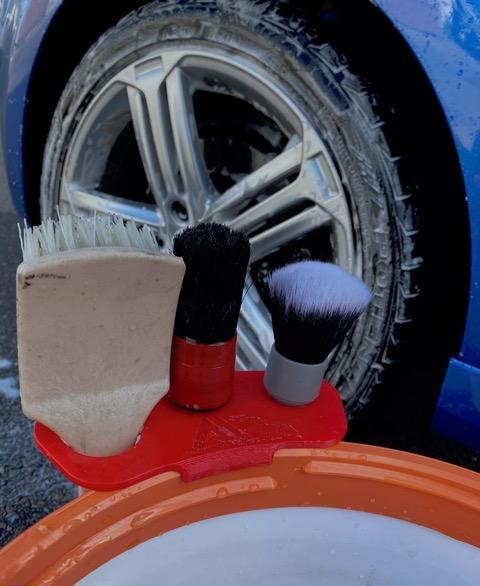 AutoAddict Bucket Brush Holders - CARZILLA.CA