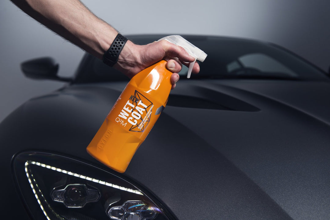 GYEON quartz Wet Coat (500ml) - Hydrophobic Silica Spray  Coating - Easy Gloss and Protection-Safe on all Exterior Surfaces :  Automotive