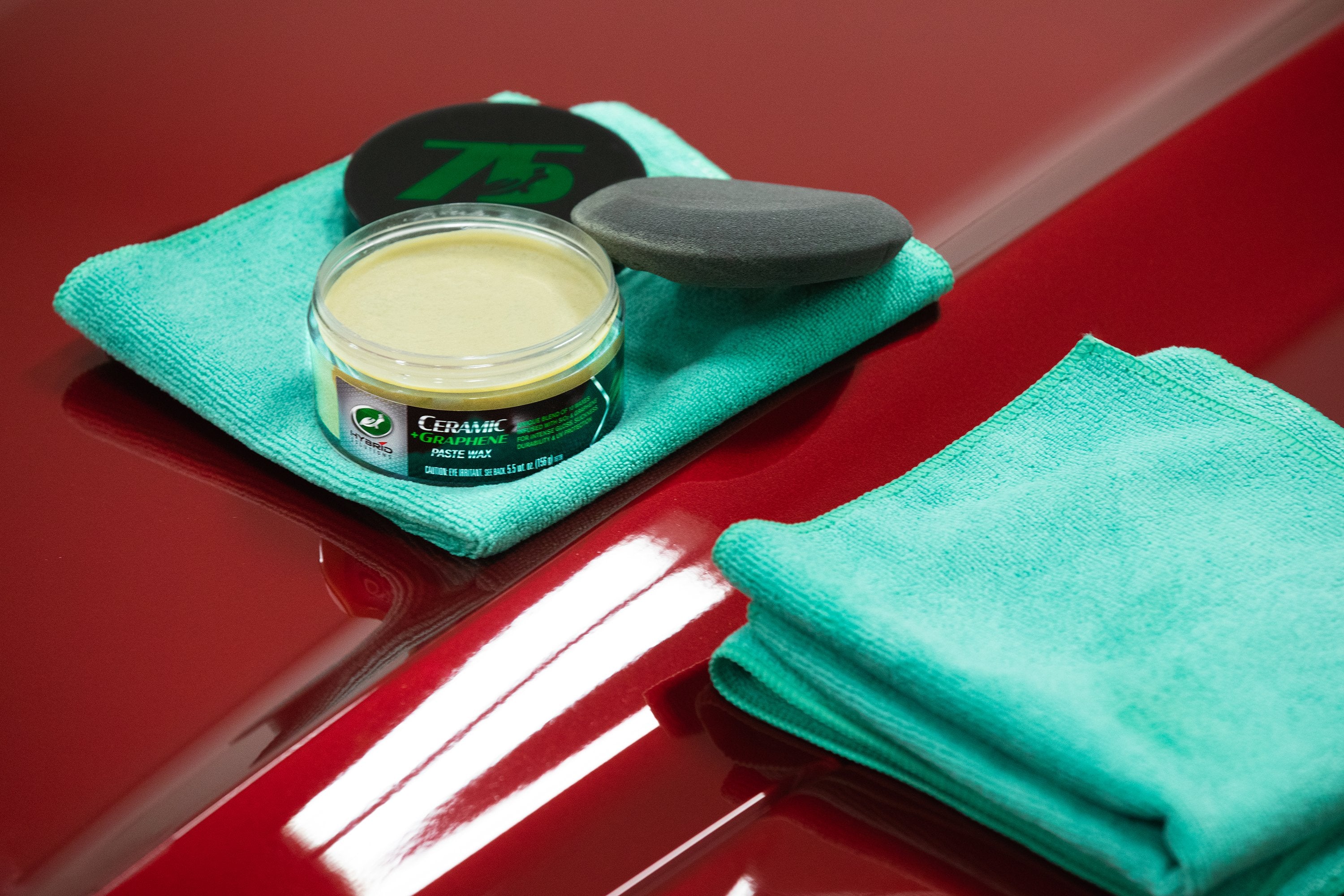 Turtle Wax Hybrid Solutions Ceramic + Graphene Paste 5.5oz